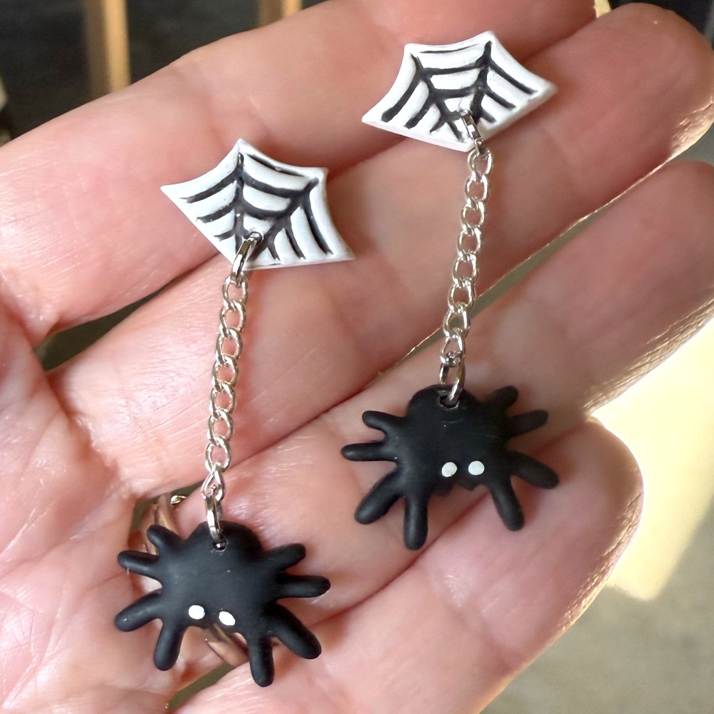 Handmade spider dangle earrings